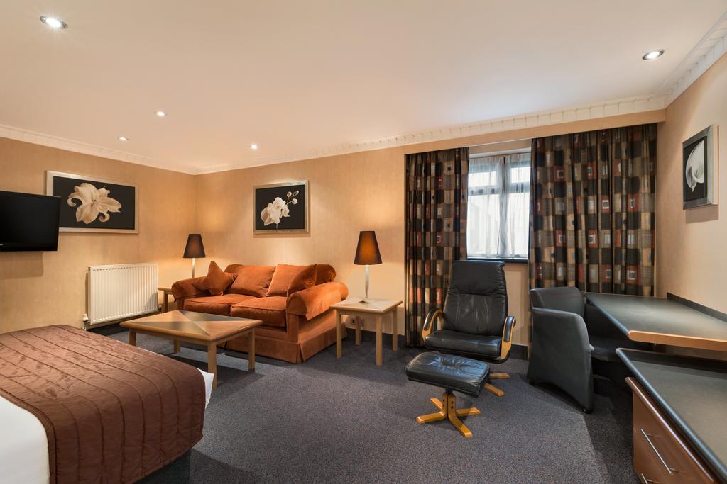 Ramada Hatfield Гатфілд Екстер'єр фото