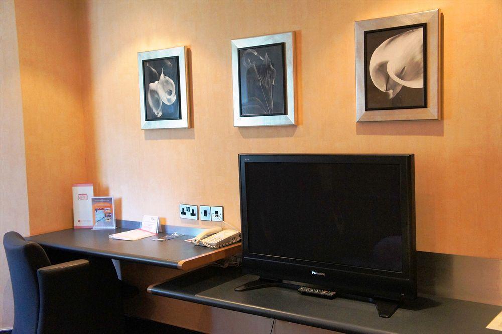 Ramada Hatfield Гатфілд Екстер'єр фото