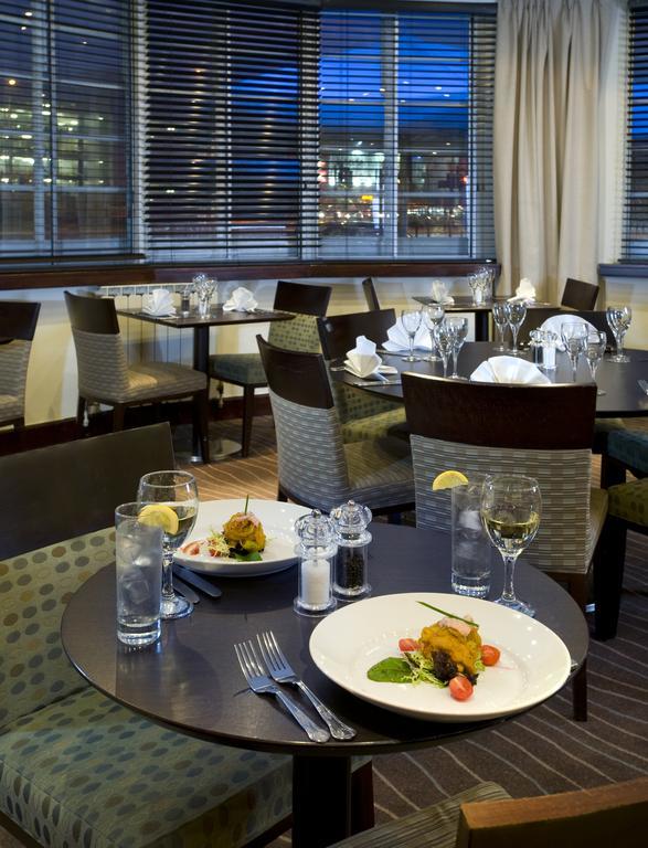 Ramada Hatfield Гатфілд Екстер'єр фото